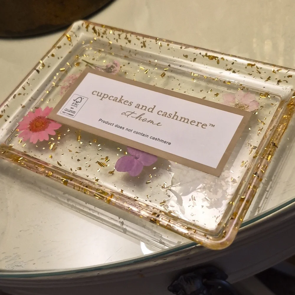 Cupcakes & Cashmere at Home clear dried pressed flowers trinket Tray